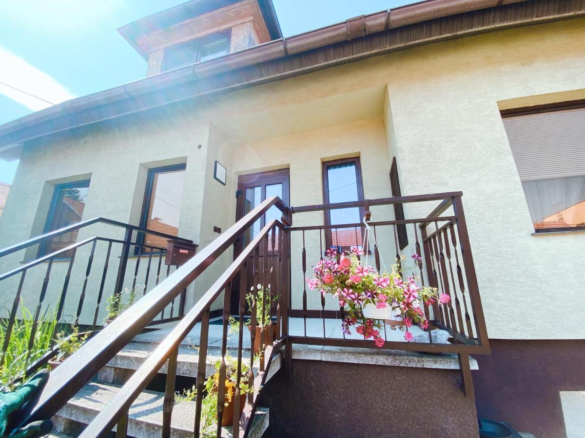Ubytovani U Slunskych Valtice Exterior foto